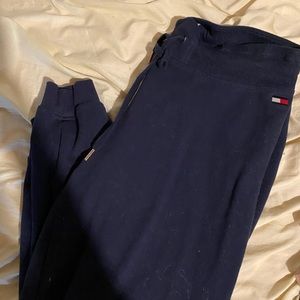 Tommy sweatpants (Will wash before shipping!!)